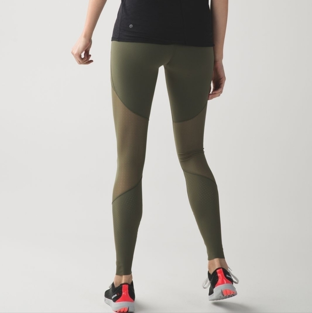 Lululemon Barre Star Pant in Fatigue Green size 6 NWT